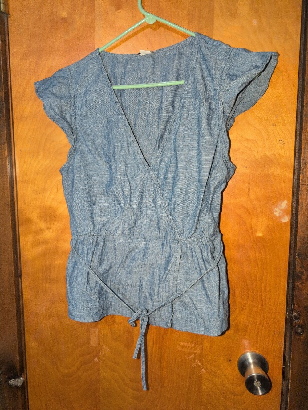 J By J Crew Woman's Size 12 V Neck Shirt